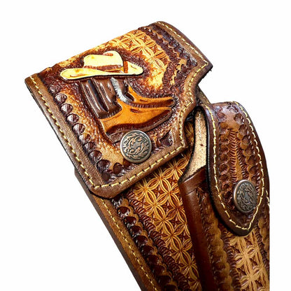 Funda para Celular con Porta Navaja Cincelada a Mano "Hat & Boots"